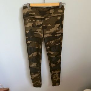 Camo Size M Mesh Leggings
